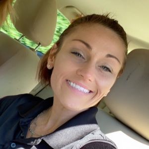 Meet your Posher, Candace